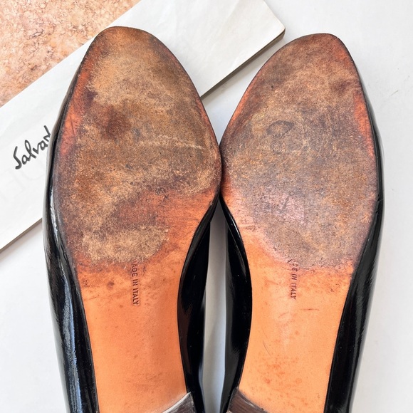 Salvatore Ferragamo Black Patent Leather Low Heel Pumps Size 8 C - Picture 10 of 12